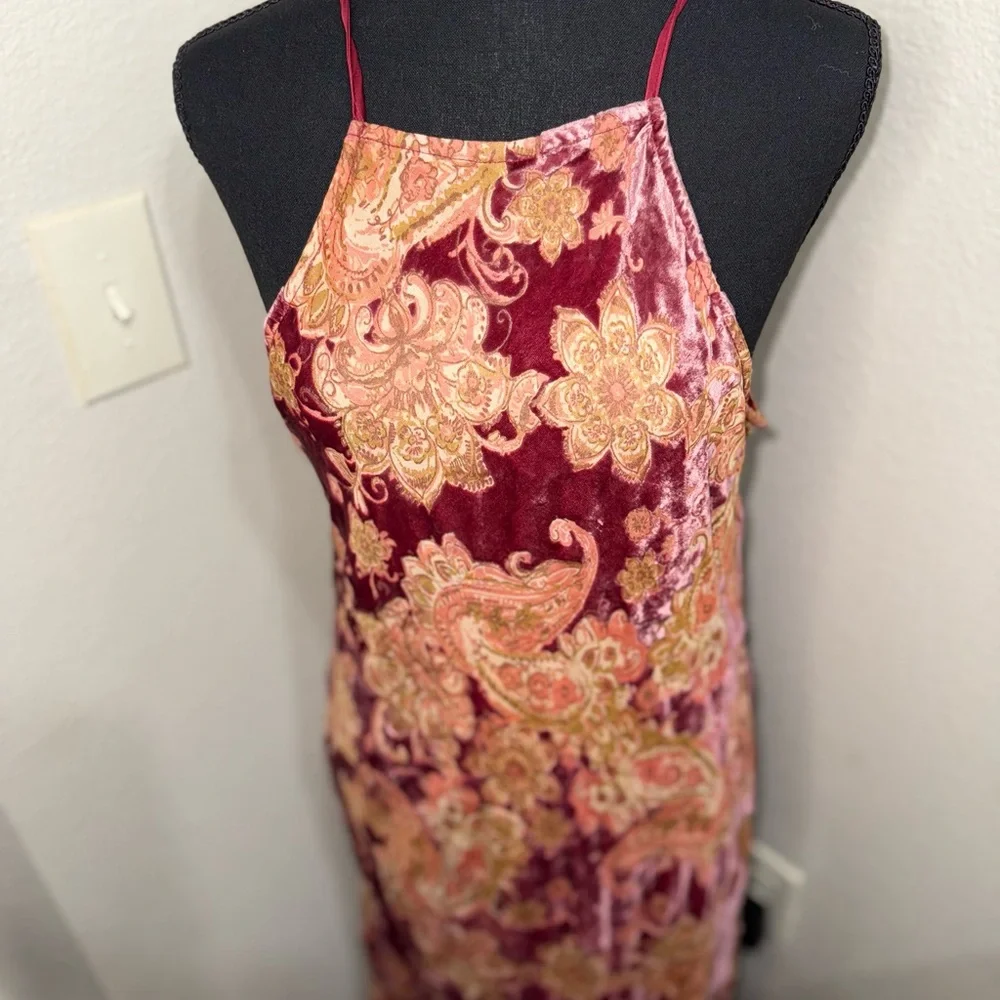 Dress Forum Floral‎ Paisley Velvet Midi Dress- Size Large